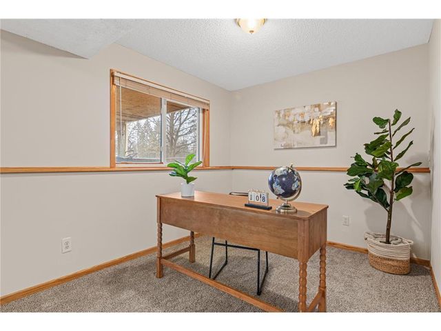8001 Jeffery Avenue S, Cottage Grove, MN 55016