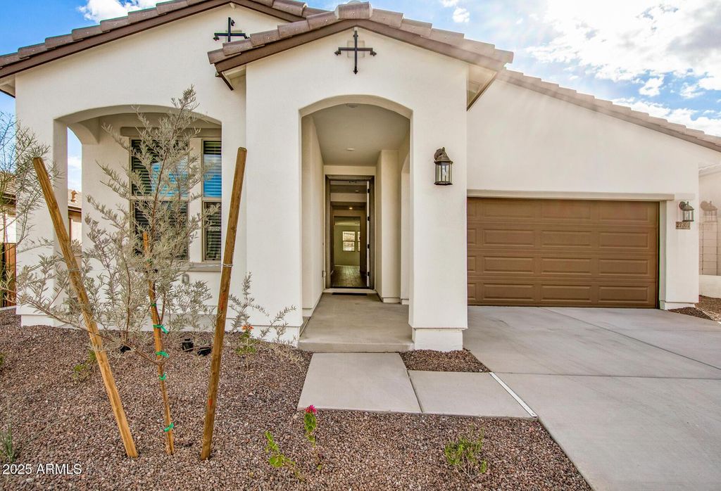 21301 W Roanoke Avenue, Buckeye, AZ 85396