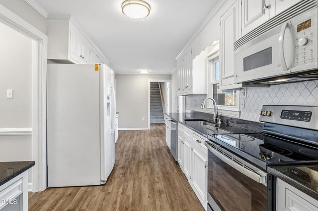 408 SW Maynard Road, Cary, NC 27511