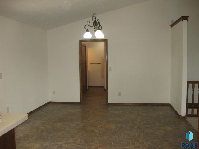 525 Valley View Ave Avenue, Baltic, SD 57003