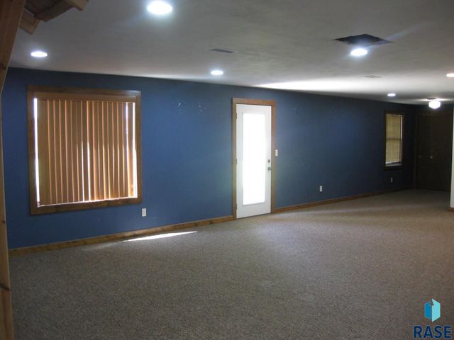 525 Valley View Ave Avenue, Baltic, SD 57003