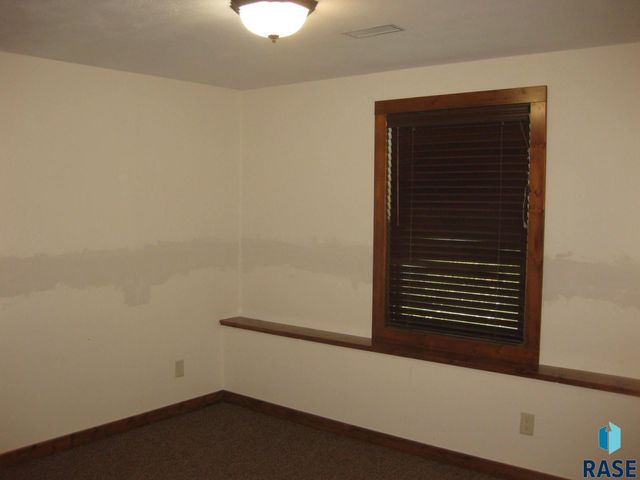 525 Valley View Ave Avenue, Baltic, SD 57003