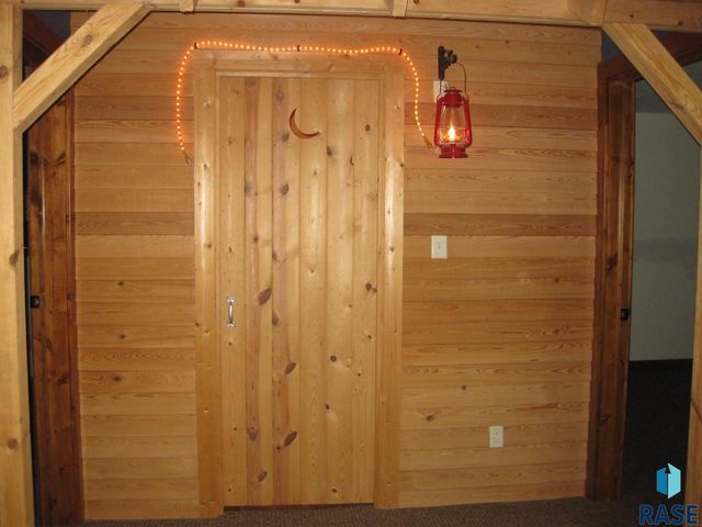 525 Valley View Ave Avenue, Baltic, SD 57003