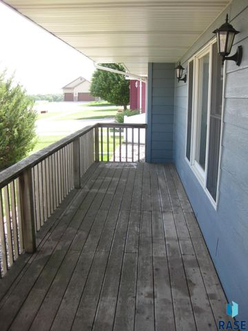 525 Valley View Ave Avenue, Baltic, SD 57003