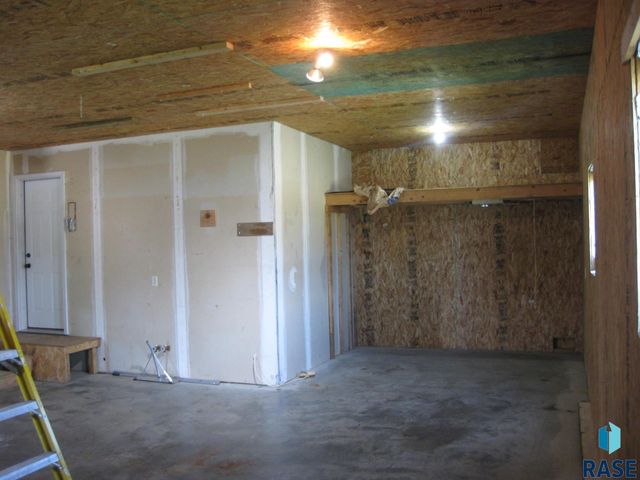 525 Valley View Ave Avenue, Baltic, SD 57003