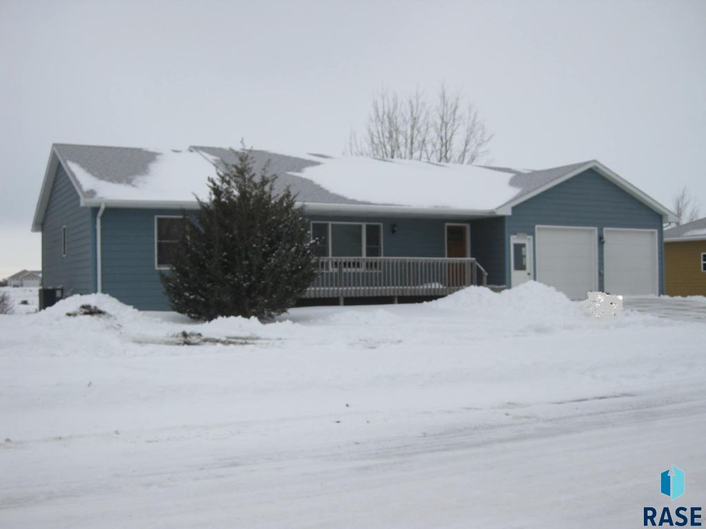 525 Valley View Ave Avenue, Baltic, SD 57003