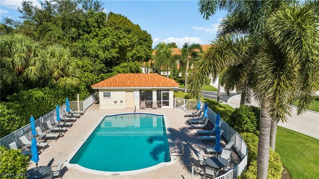 1190 Egrets Walk CIR 103, Naples, FL 34108