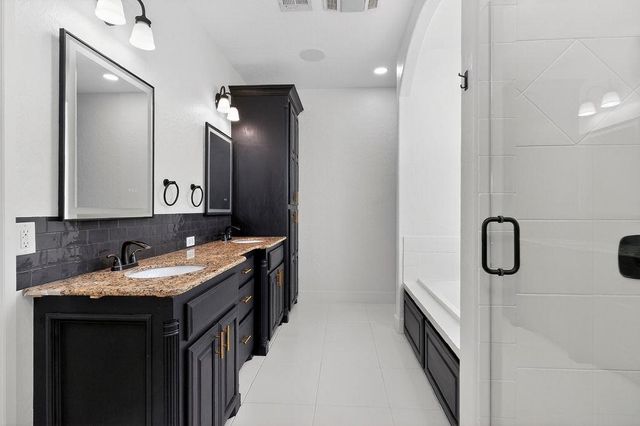 1209 Pebble Trail, Elgin, OK 73538