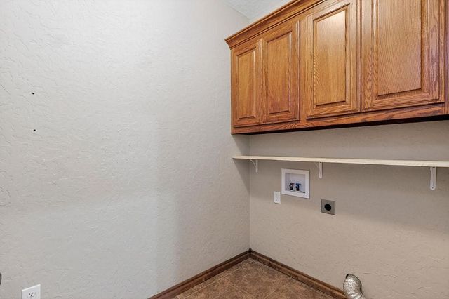 1209 Pebble Trail, Elgin, OK 73538