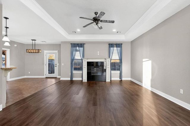 1209 Pebble Trail, Elgin, OK 73538