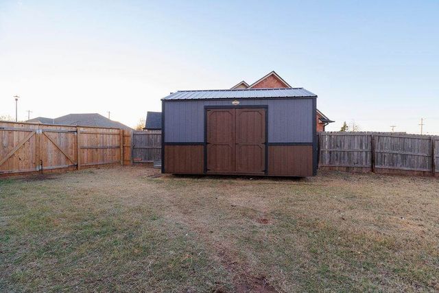 1209 Pebble Trail, Elgin, OK 73538