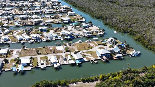 3900 ROYAL PALM DRIVE, St James City, FL 33956