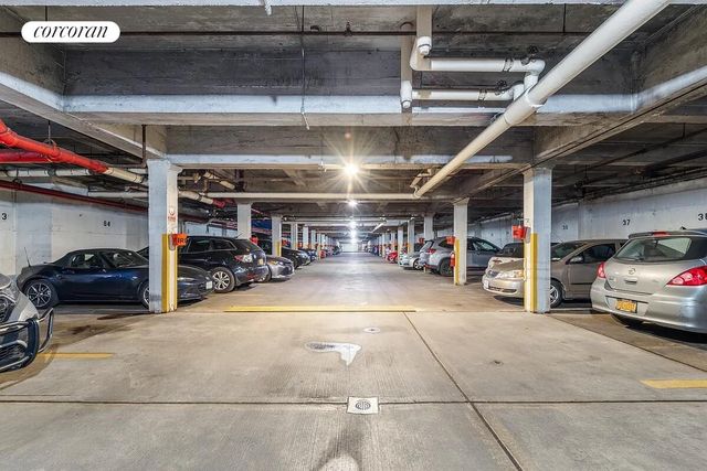 3441 85th St Apt 4G, New York City, NY 11372