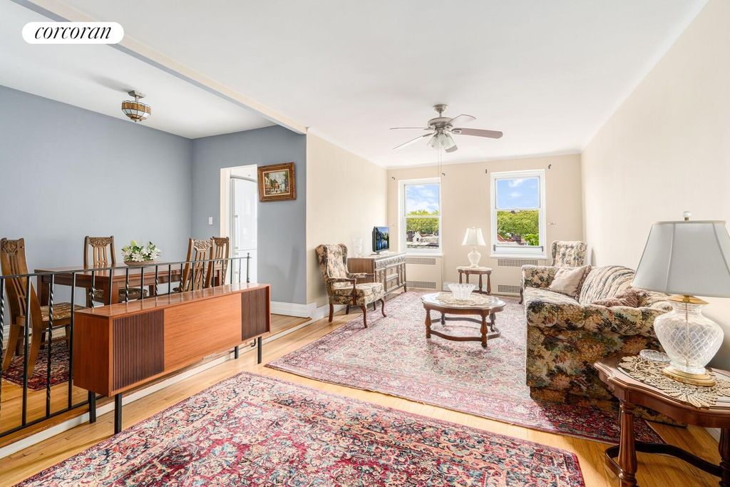 3441 85th St Apt 4G, New York City, NY 11372