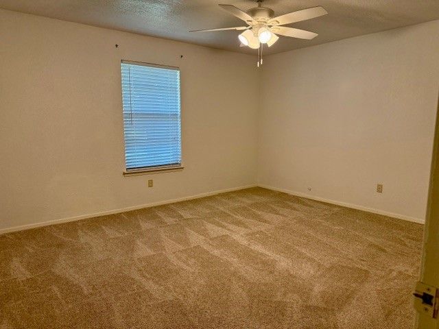 3820 Sagebrush Road, Benbrook, TX 76116