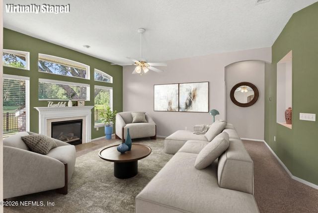 821 W CUMBERLAND Court, St. Johns, FL 32259