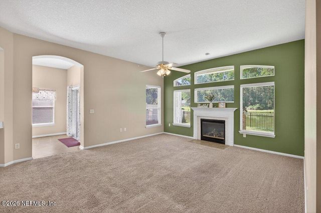 821 W CUMBERLAND Court, St. Johns, FL 32259