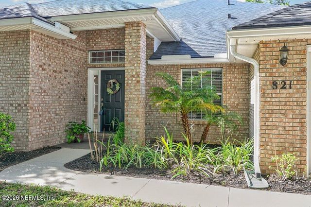 821 W CUMBERLAND Court, St. Johns, FL 32259