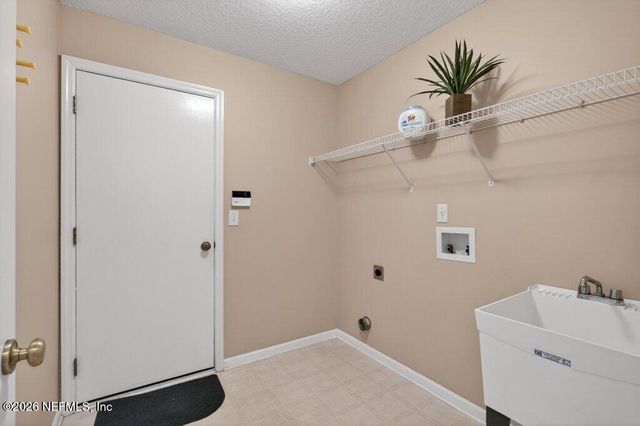 821 W CUMBERLAND Court, St. Johns, FL 32259