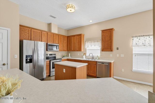 821 W CUMBERLAND Court, St. Johns, FL 32259