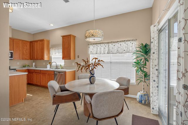 821 W CUMBERLAND Court, St. Johns, FL 32259