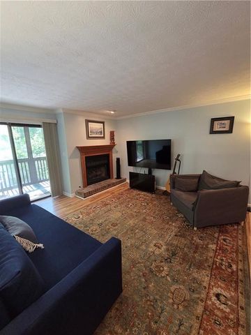 903 River Run Drive, Atlanta, GA 30350