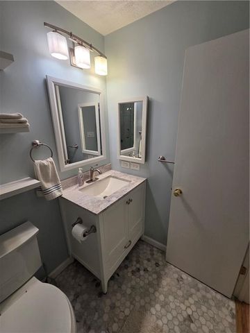 903 River Run Drive, Atlanta, GA 30350