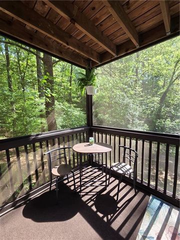 903 River Run Drive, Atlanta, GA 30350