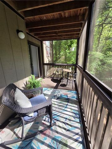 903 River Run Drive, Atlanta, GA 30350