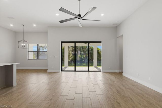 3602 SW 3rd ST, Cape Coral, FL 33991