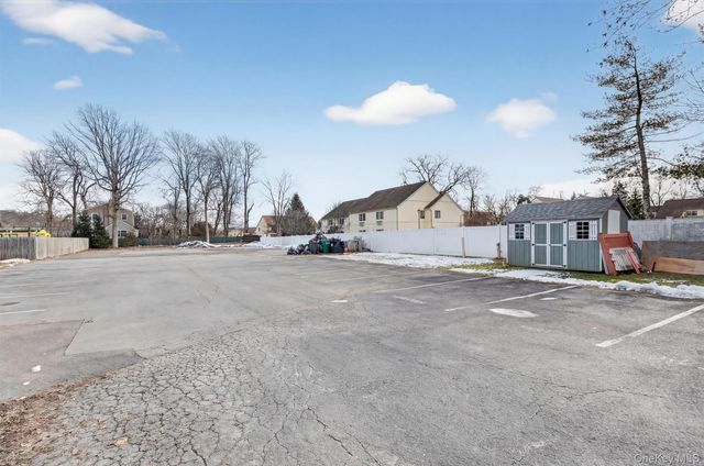 3426 Lexington Avenue, Mohegan Lake, NY 10547
