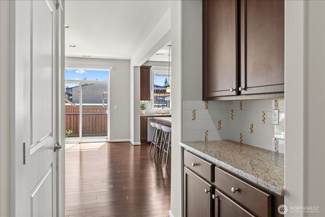 5028 70th Place SW, Mukilteo, WA 98275