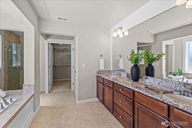 5028 70th Place SW, Mukilteo, WA 98275