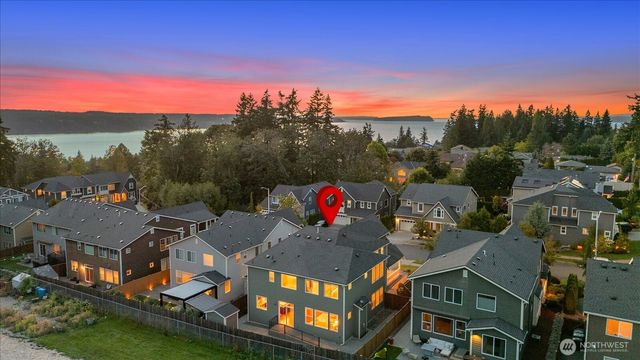 5028 70th Place SW, Mukilteo, WA 98275