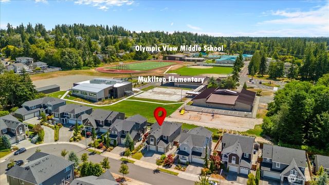 5028 70th Place SW, Mukilteo, WA 98275