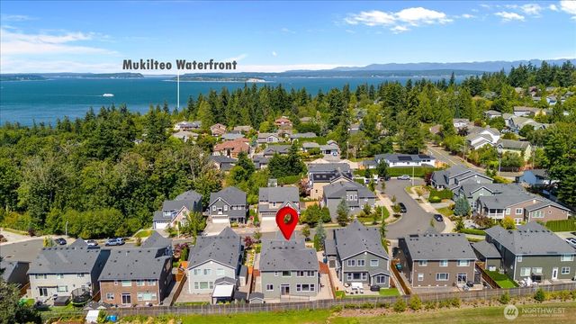 5028 70th Place SW, Mukilteo, WA 98275