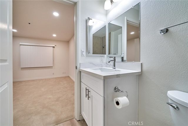 345 S Alexandria 212, Los Angeles, CA 90020