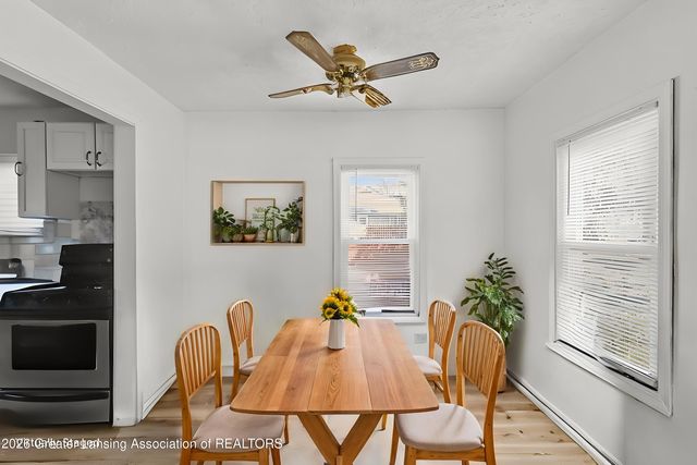 719 Robert Street, Lansing, MI 48910