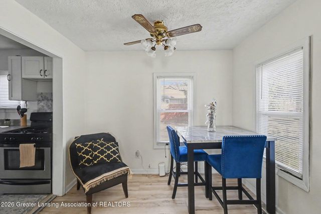 719 Robert Street, Lansing, MI 48910