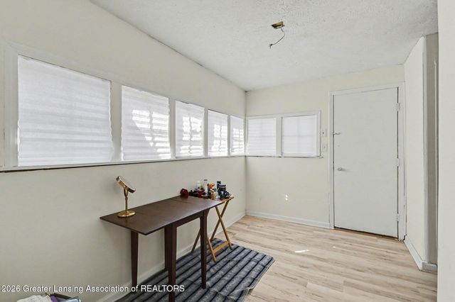 719 Robert Street, Lansing, MI 48910