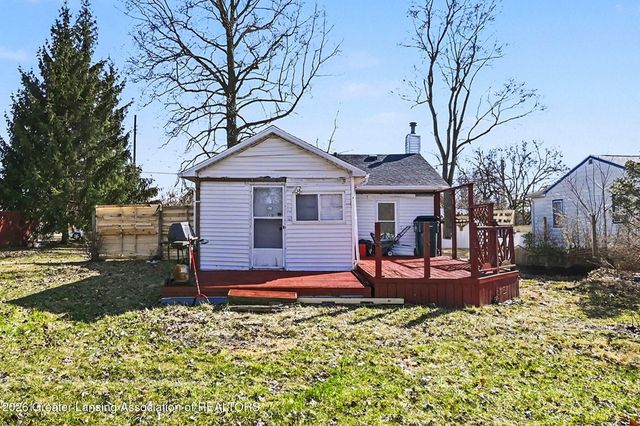 719 Robert Street, Lansing, MI 48910