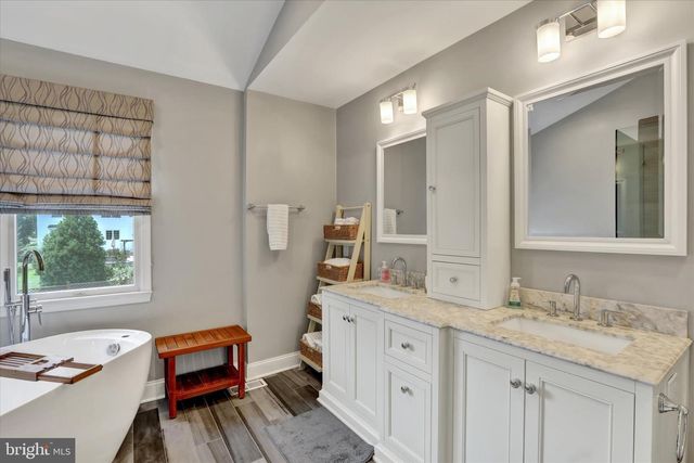 619 CHATWYCK LN, Yardley, PA 19067