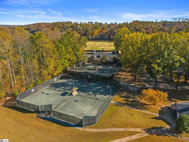 236 Horseshoe Lake Drive, Spartanburg, SC 29306