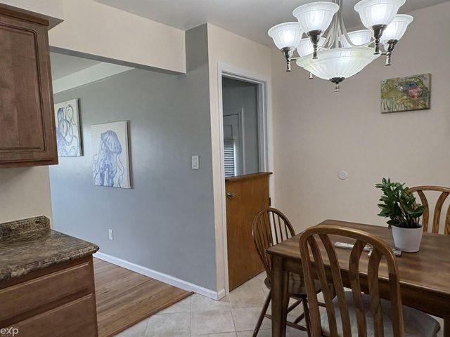 22024 Evergreen Street, Saint Clair Shores, MI 48082