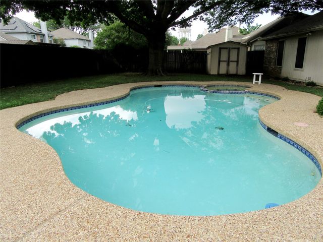 5201 Meadow Chase Lane, Flower Mound, TX 75028