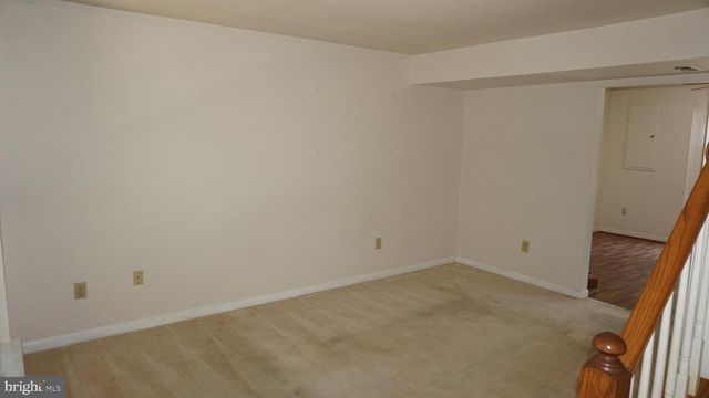 841 WATERFORD DR, Frederick, MD 21702