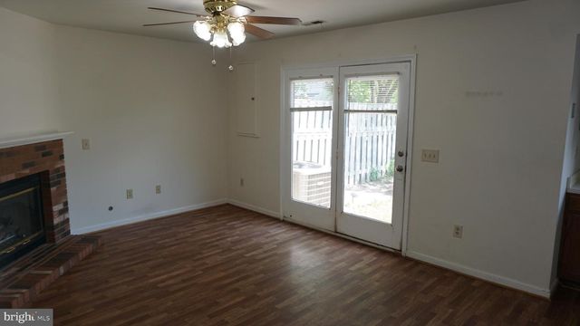 841 WATERFORD DR, Frederick, MD 21702