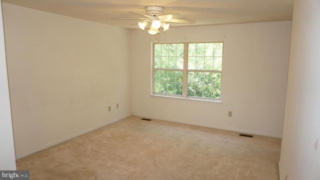 841 WATERFORD DR, Frederick, MD 21702