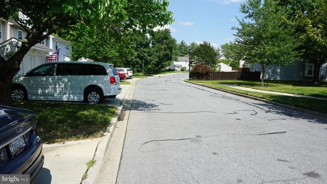 841 WATERFORD DR, Frederick, MD 21702