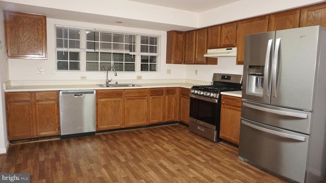 841 WATERFORD DR, Frederick, MD 21702